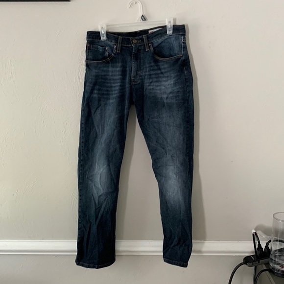 Wrangler Other - Wrangler slim straight jeans